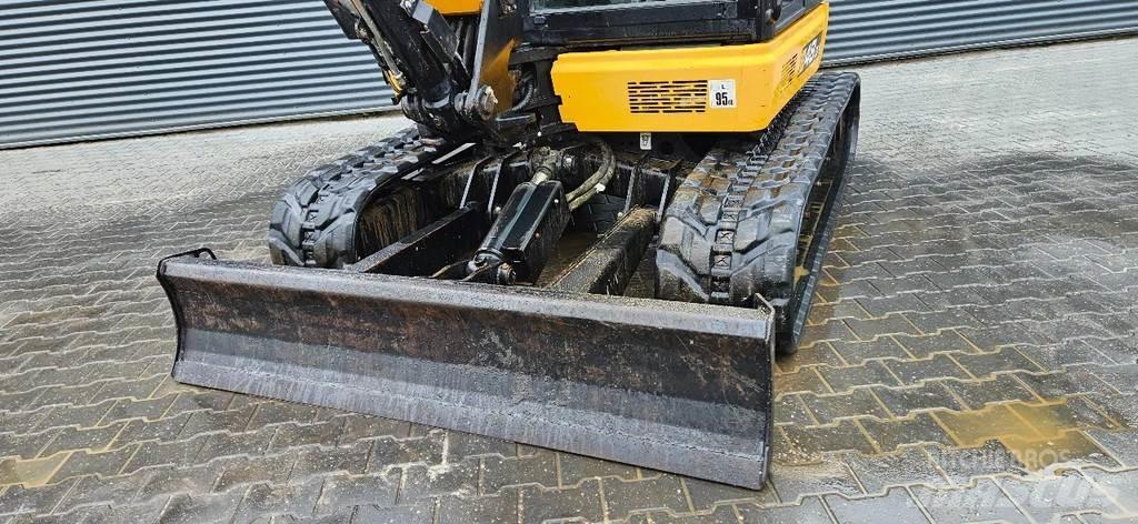 JCB 48Z-1 حفارات صغيرة أقل من 7 طن (حفارات صغيرة)