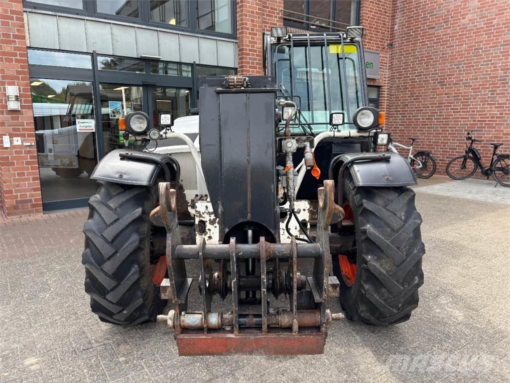 Bobcat T35100 مناولات متداخلة
