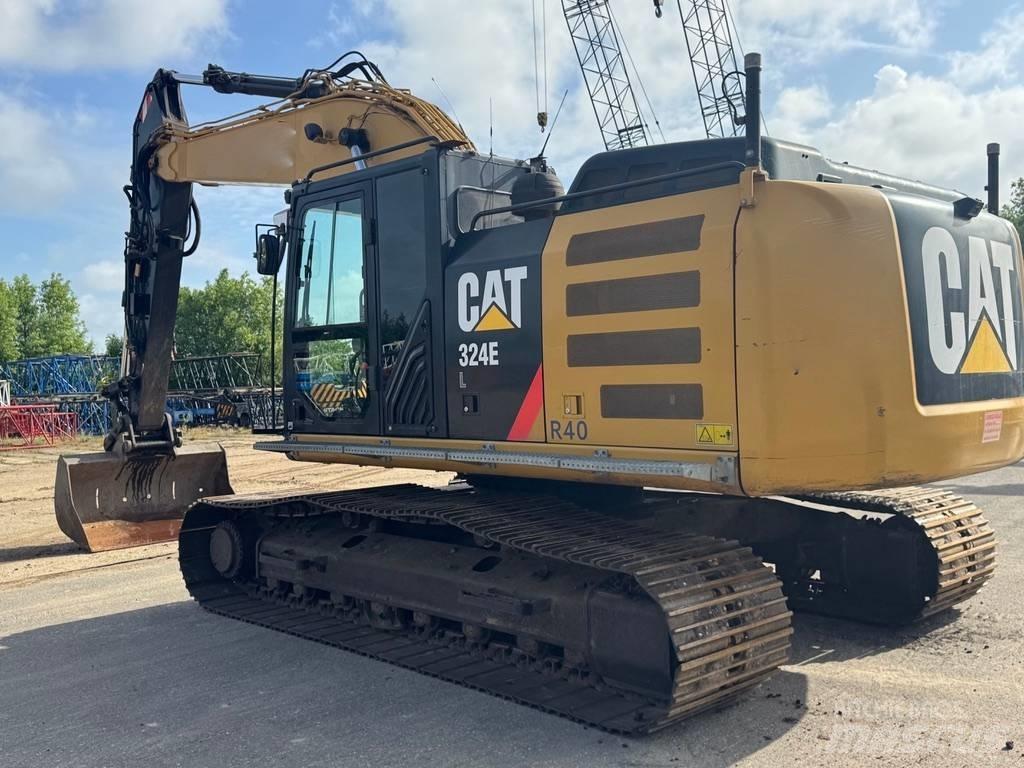 CAT 324 EL حفارات زحافة