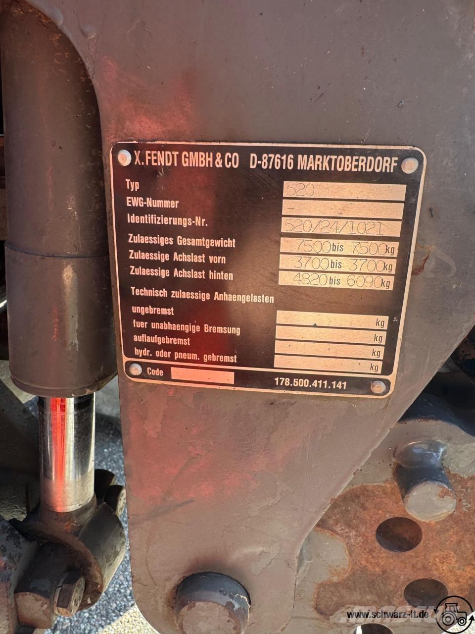 Fendt Xylon 520 الجرارات