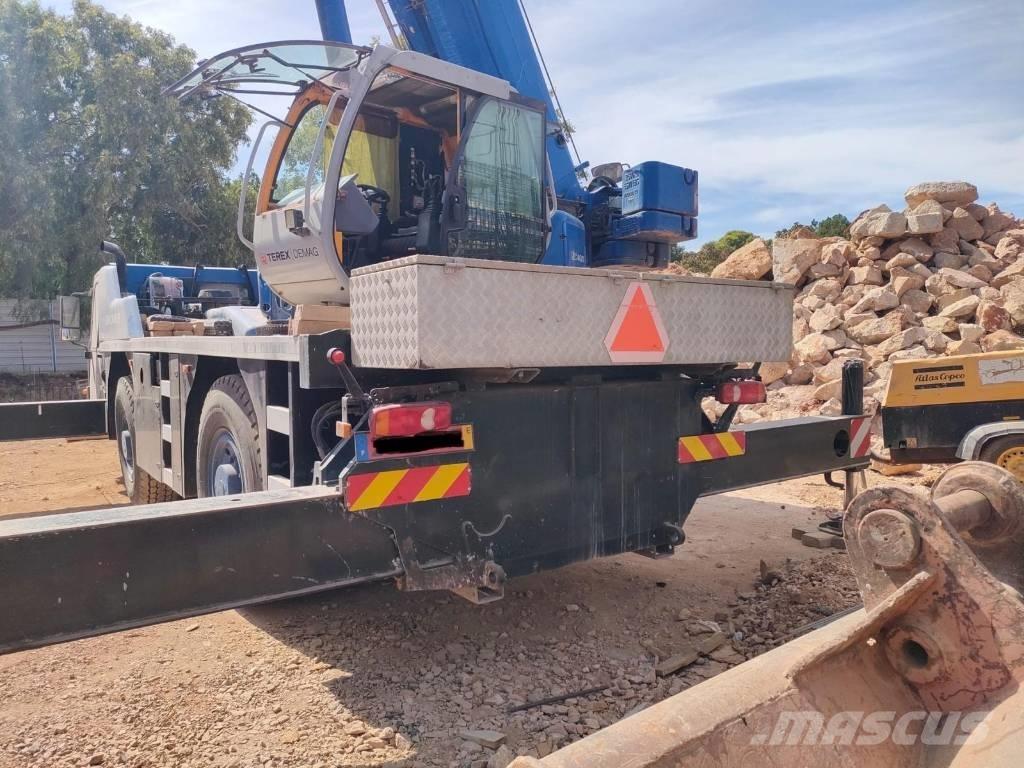Terex AC 35 رافعات صالحة لكل أنواع الطرق