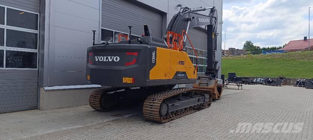 Volvo EC300EL HYBRID حفارات زحافة