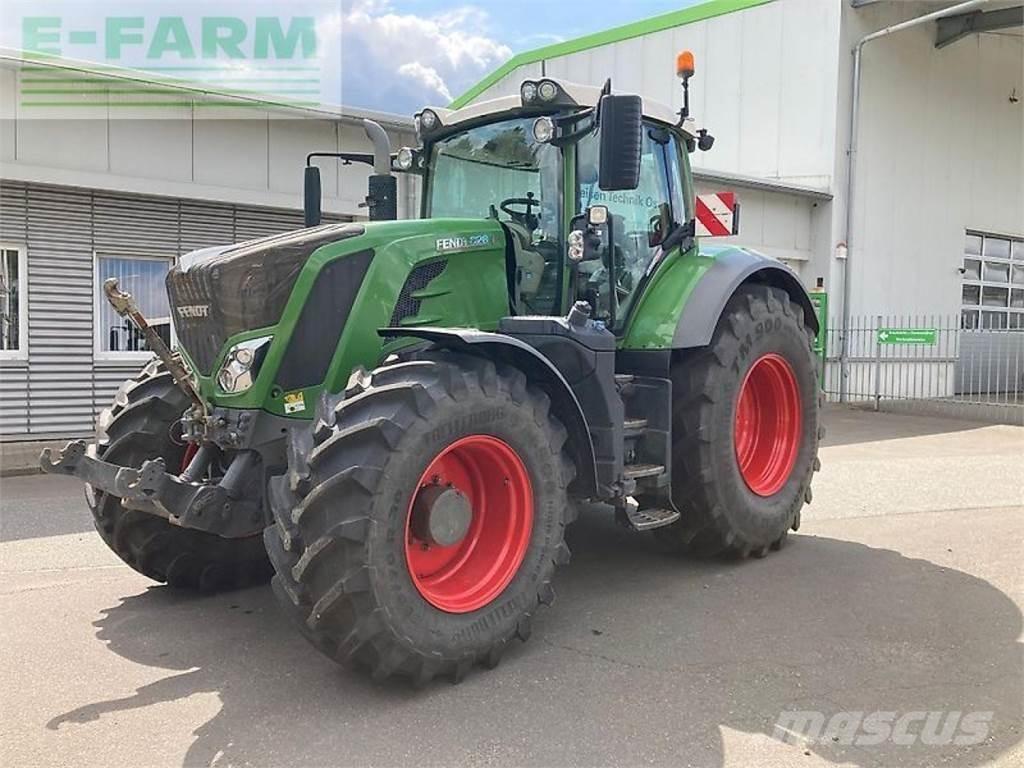 Fendt 828 vario الجرارات
