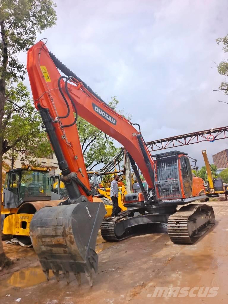 Doosan DX 300LC-9C حفارات زحافة