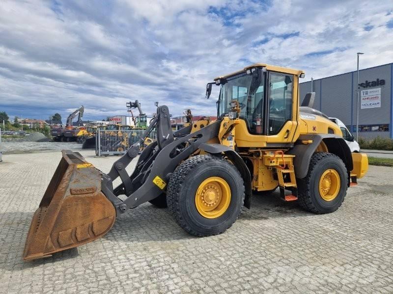 Volvo L90H لوادر بعجل