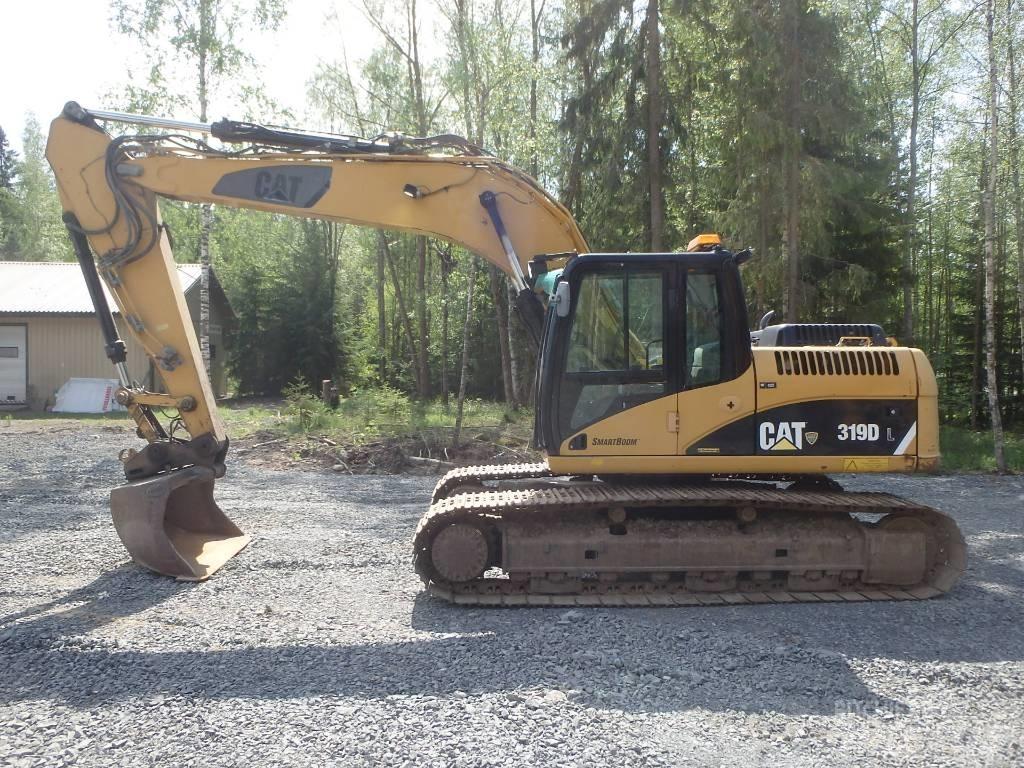 CAT 319 D L حفارات زحافة