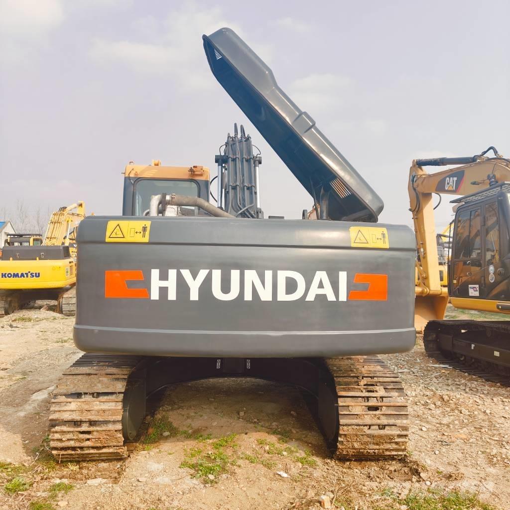 Hyundai R220LC-9S حفارات زحافة