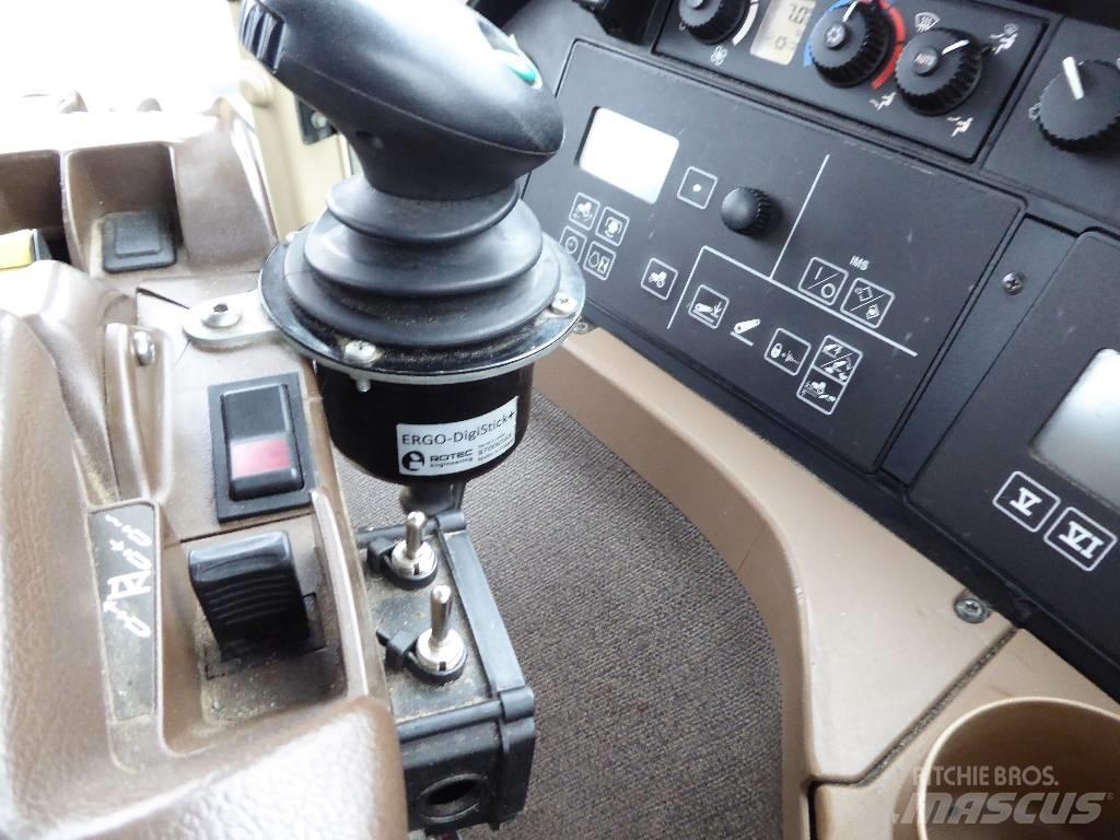 John Deere 7730 AP الجرارات