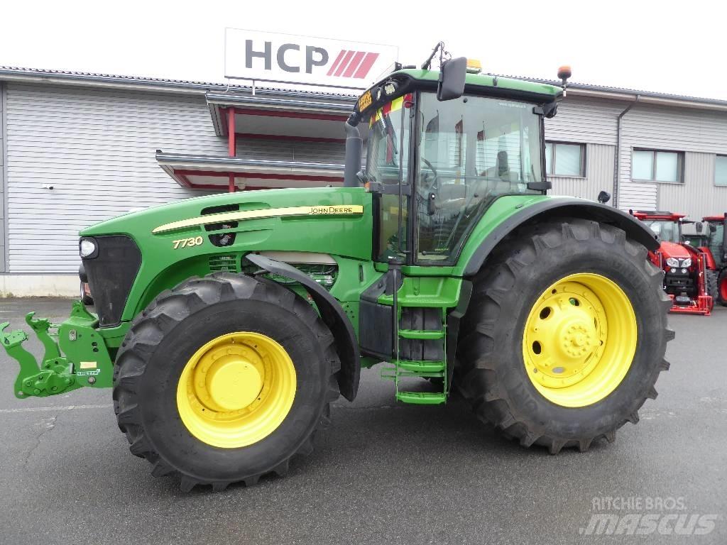 John Deere 7730 AP الجرارات