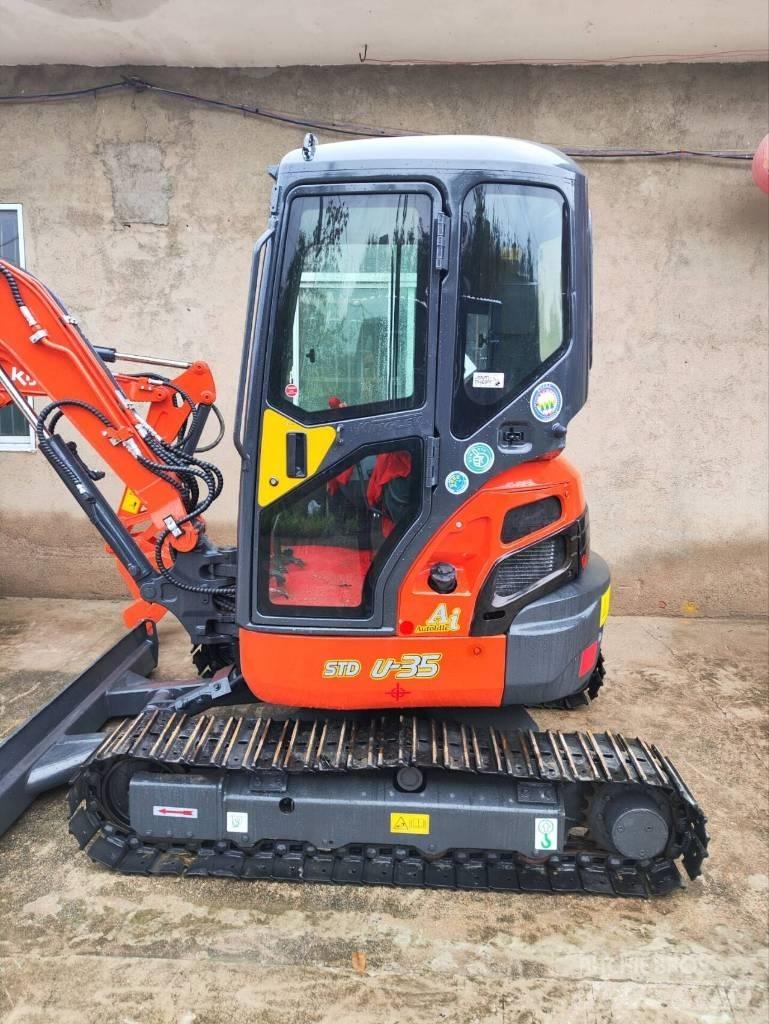 Kubota U 35 حفارات صغيرة أقل من 7 طن (حفارات صغيرة)