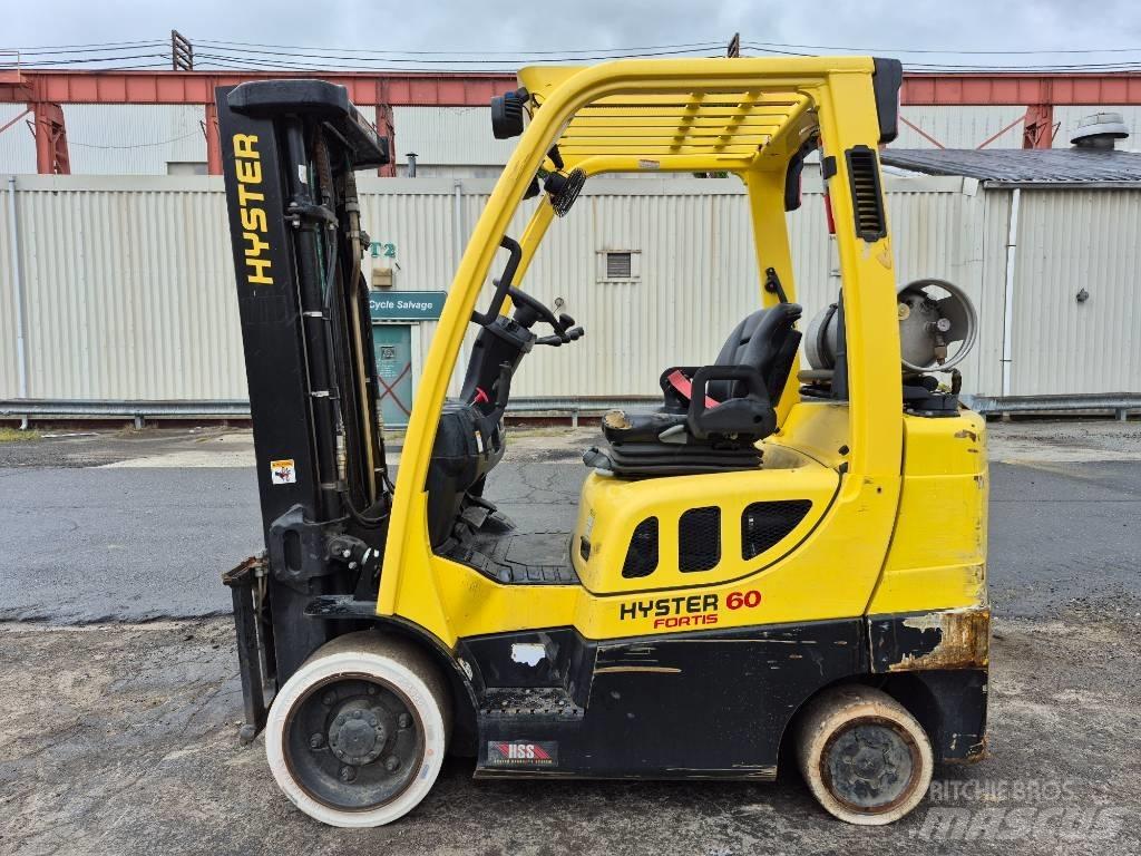 Hyster S 60 FT شاحنات ذات رافعات شوكية - أخرى