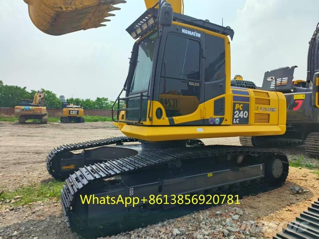 Komatsu PC 240-8 حفارات وسط 7 طن - 12 طن