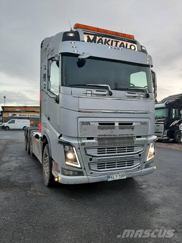 Volvo FH 16 شاحنات بمقصورة وهيكل