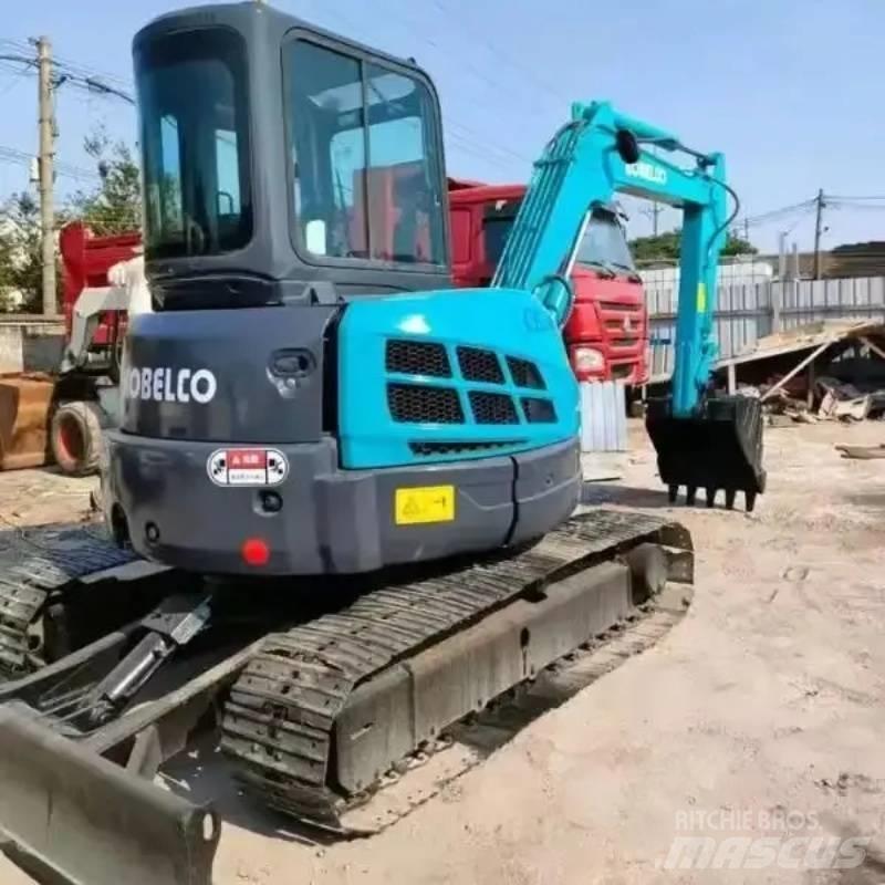 Kobelco SK 55 حفارات صغيرة أقل من 7 طن (حفارات صغيرة)