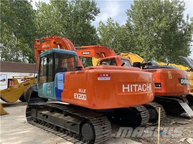 Hitachi EX200-3 حفارات زحافة