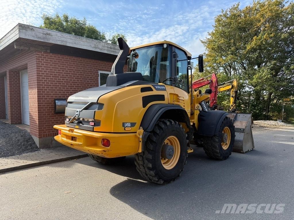 Volvo L 45 G لوادر بعجل