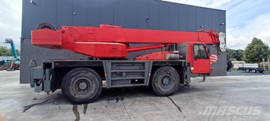 PPM ATT 400 رافعات الطرق الوعرة