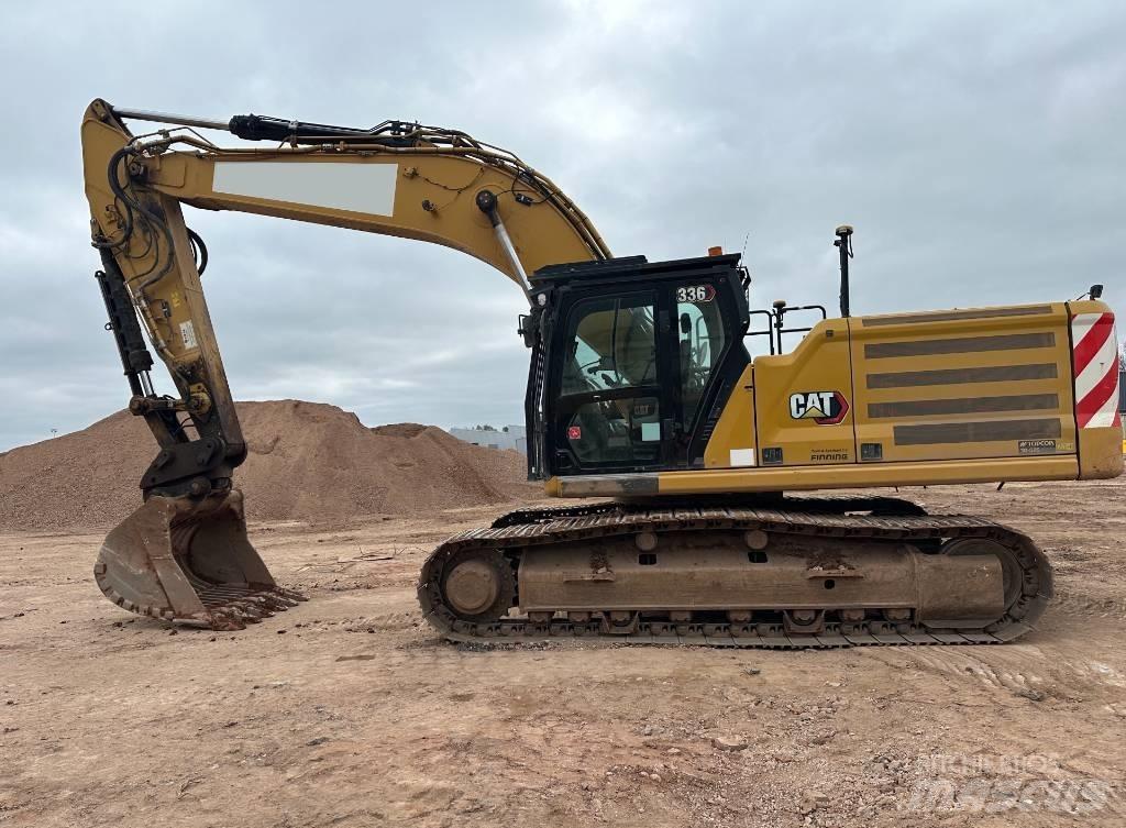 CAT 336 حفارات زحافة