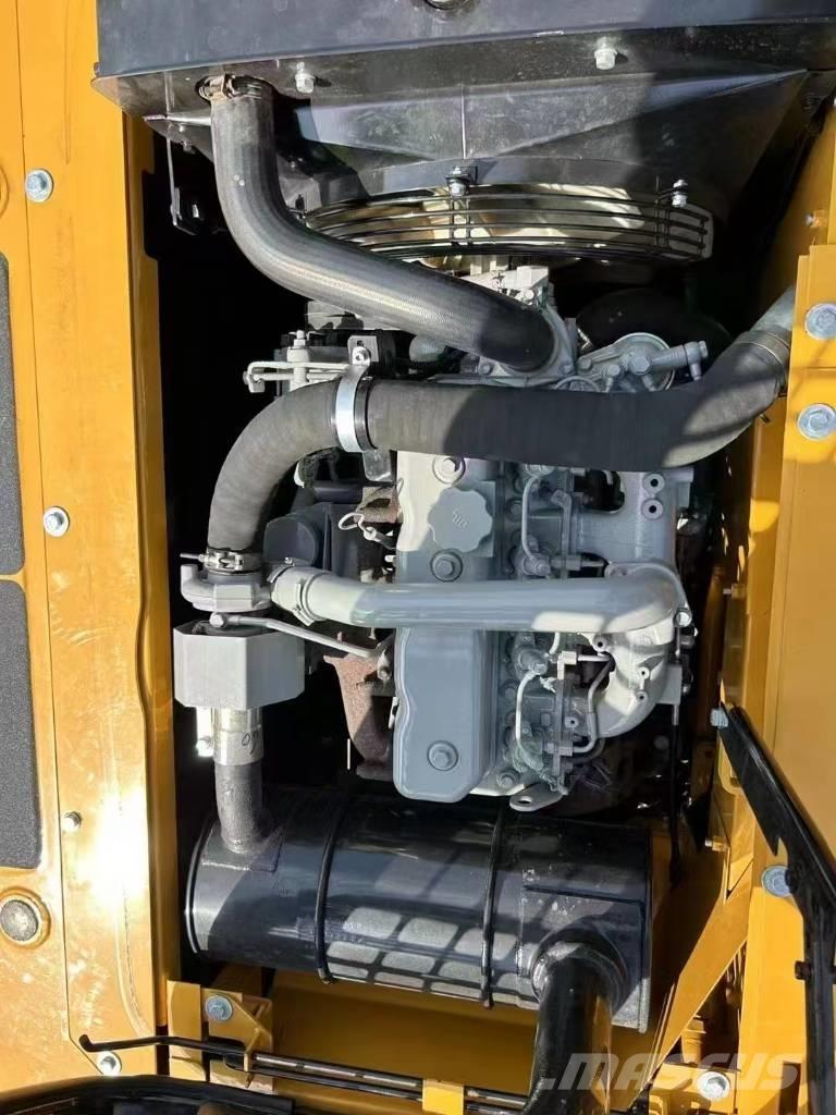 Sany SY135C حفارات زحافة