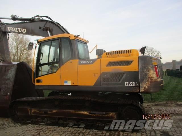Volvo EC 220 DL حفارات زحافة