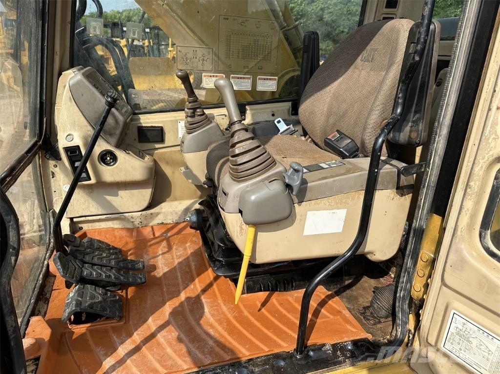 CAT 330 B L حفارات زحافة