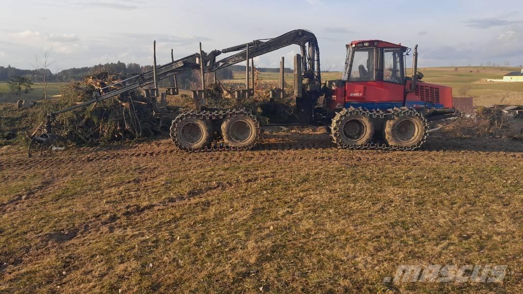 Valmet 840.2 شاحنات