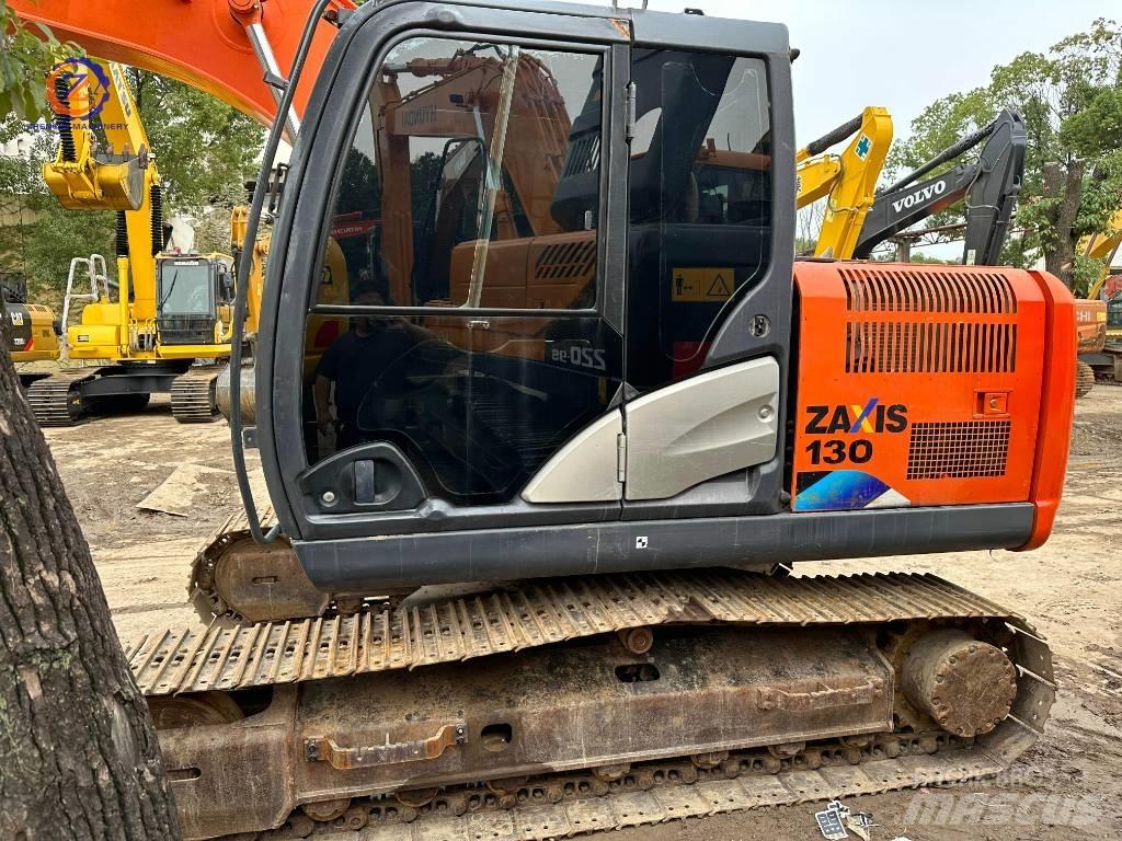 Hitachi ZX 130-5A حفارات زحافة