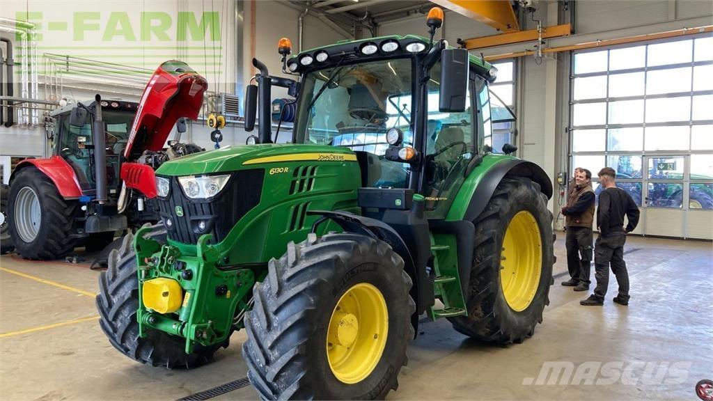 John Deere 6130R الجرارات