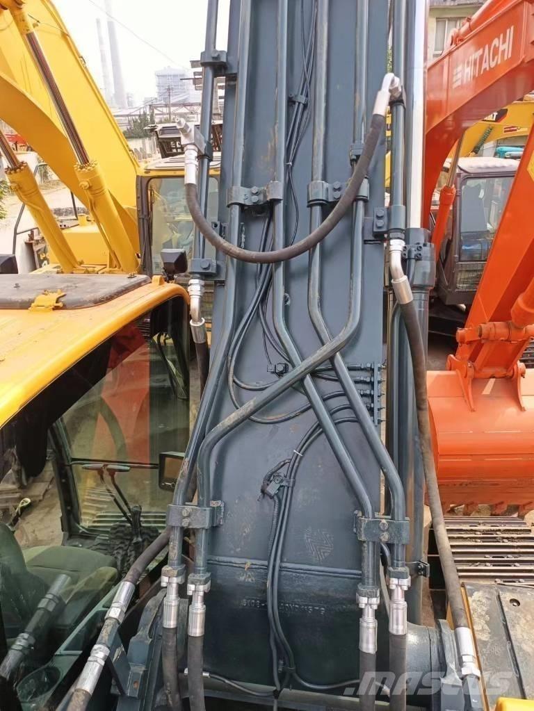 Hyundai 305-9 حفارات زحافة