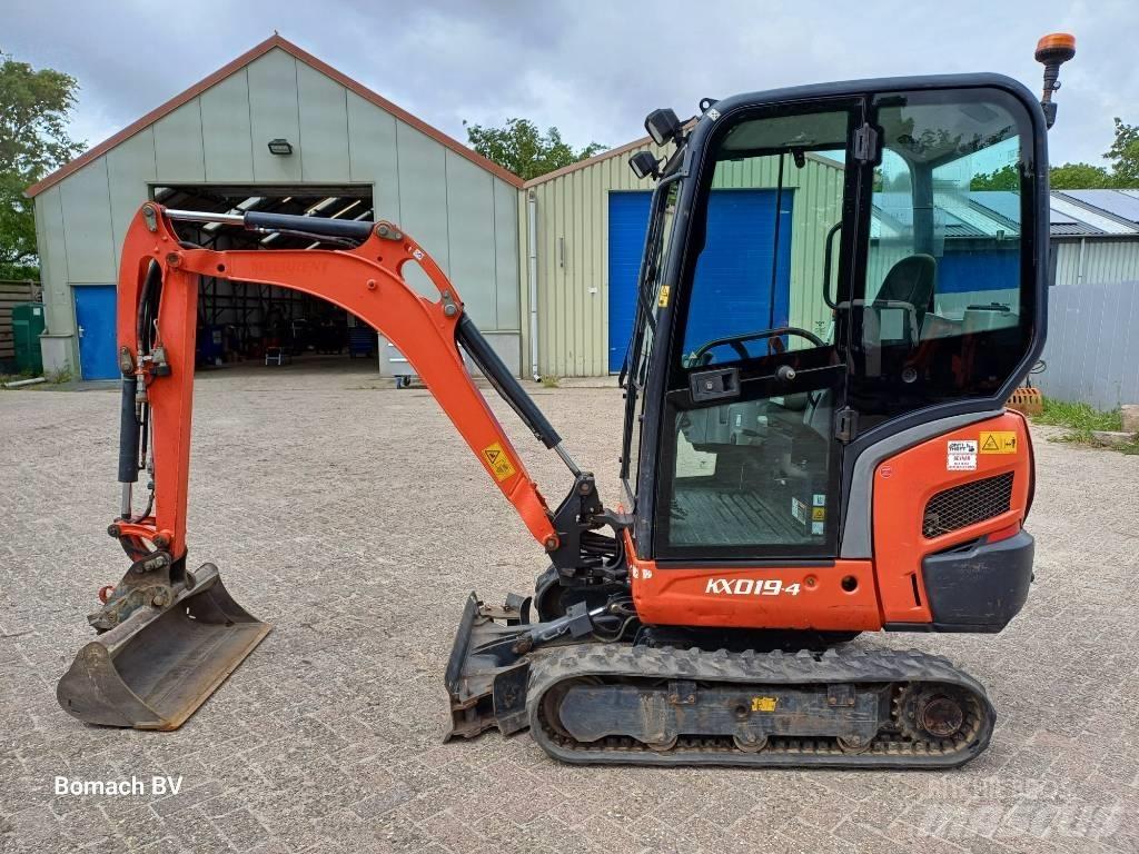 Kubota KX019-4 حفارات صغيرة أقل من 7 طن (حفارات صغيرة)
