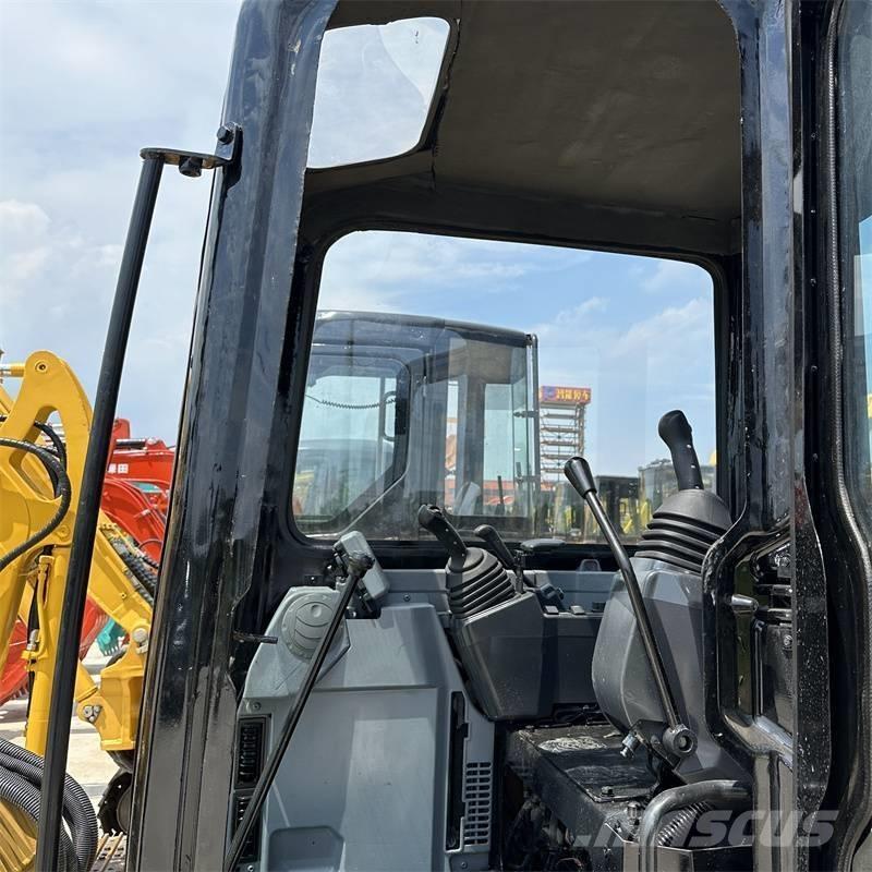 CAT 303.5 E حفارات صغيرة أقل من 7 طن (حفارات صغيرة)