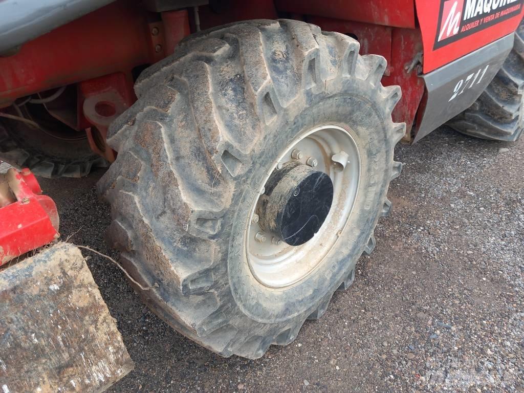 Manitou MRT1742 مناولات متداخلة