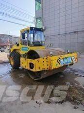 Bomag BW 220D-40 مداحل ثنائية الاسطوانة