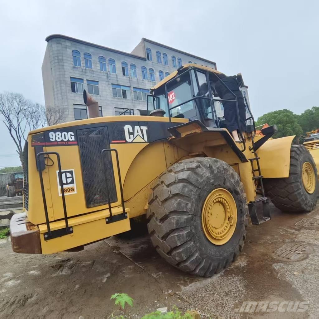 CAT 980 G لوادر بعجل