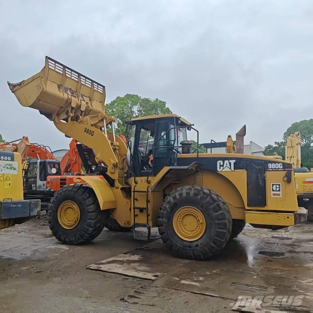 CAT 980 G لوادر بعجل