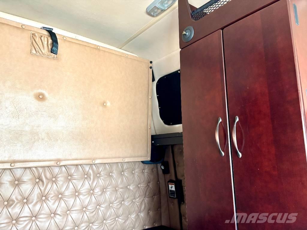 Western Star 4900 وحدات الجر