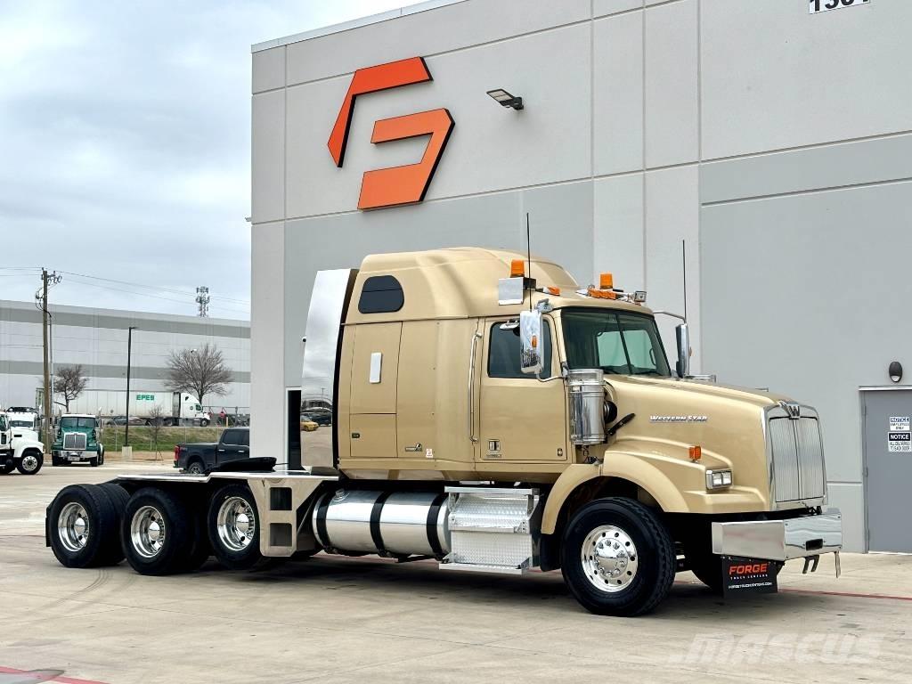 Western Star 4900 وحدات الجر