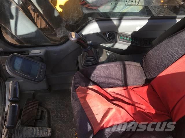 Volvo EC210B حفارات زحافة