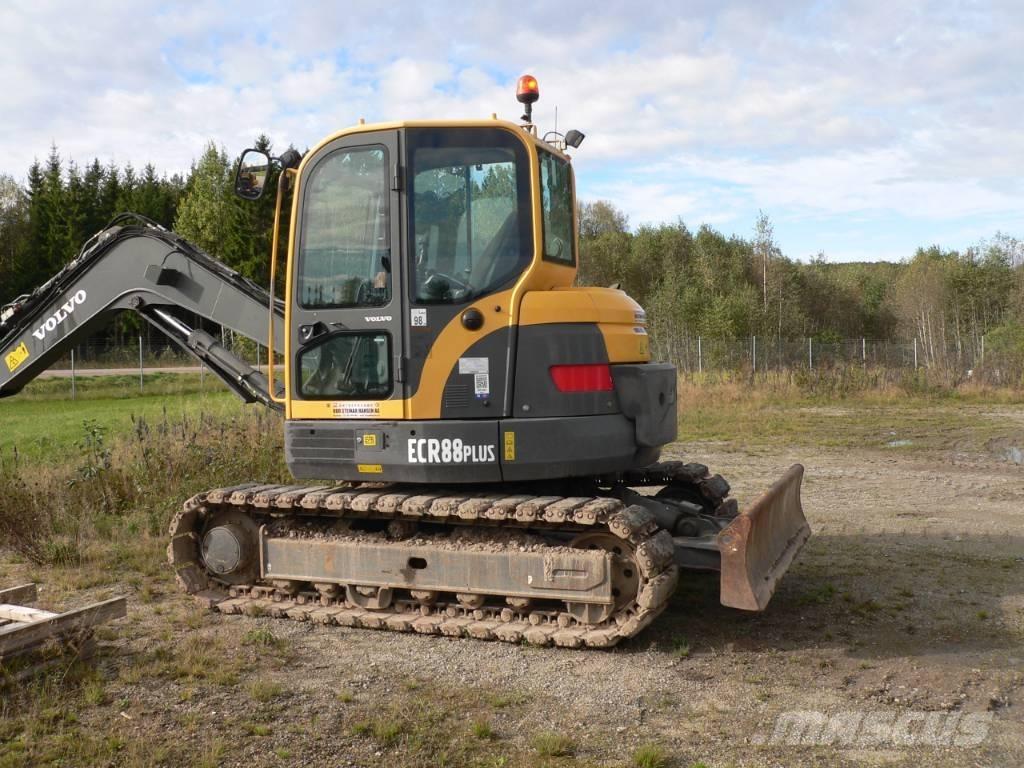 Volvo ECR 88 PLUS حفارات وسط 7 طن - 12 طن