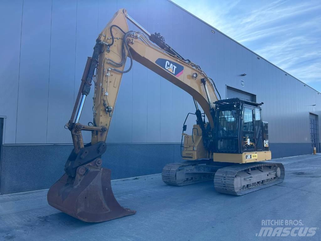 CAT 325 FL CR حفارات زحافة