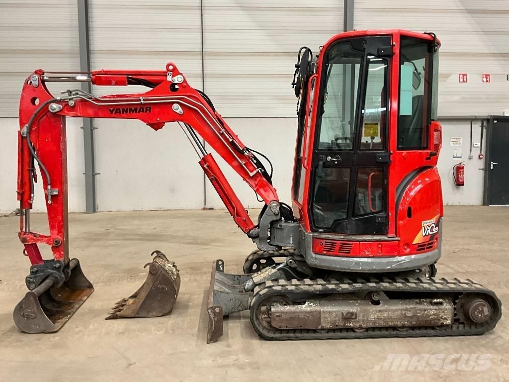 Yanmar Vio 33 U حفارات صغيرة أقل من 7 طن (حفارات صغيرة)