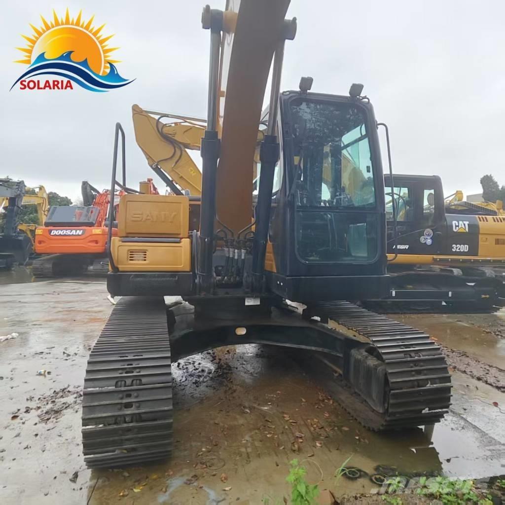 Sany SY 135 C حفارات زحافة