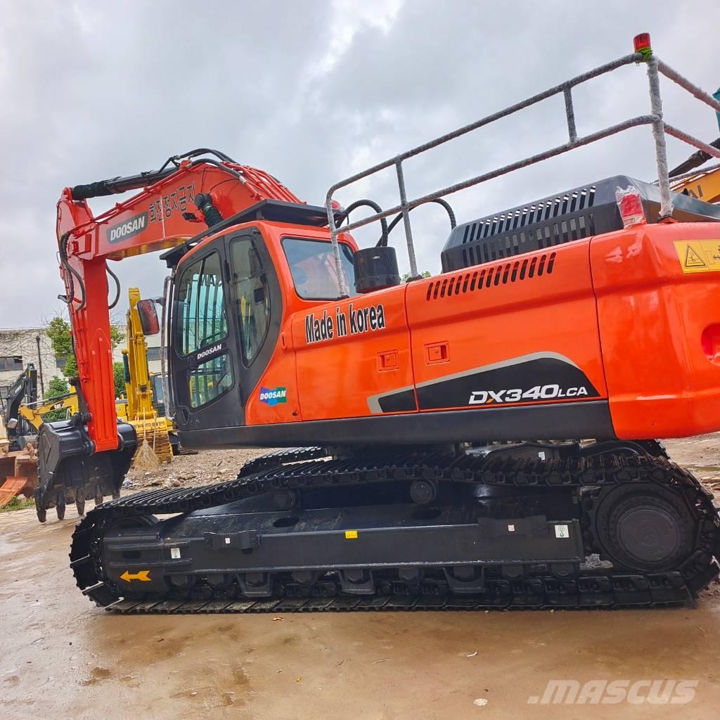 Doosan DX 340 LC حفارات زحافة