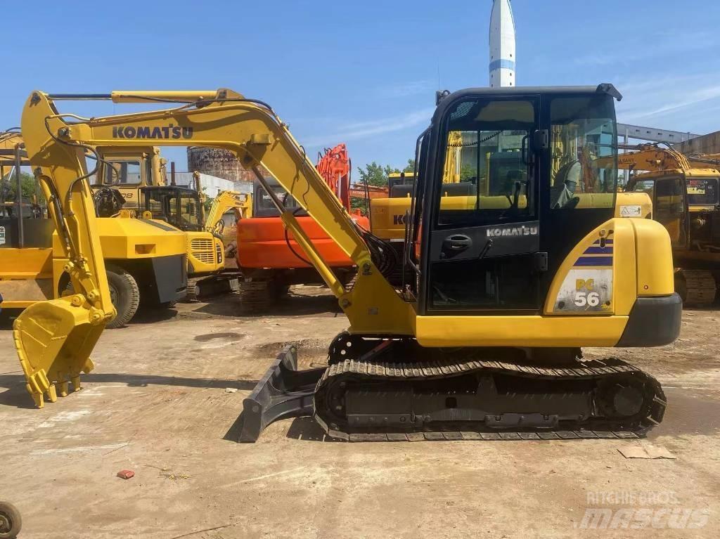 Komatsu PC56 حفارات زحافة