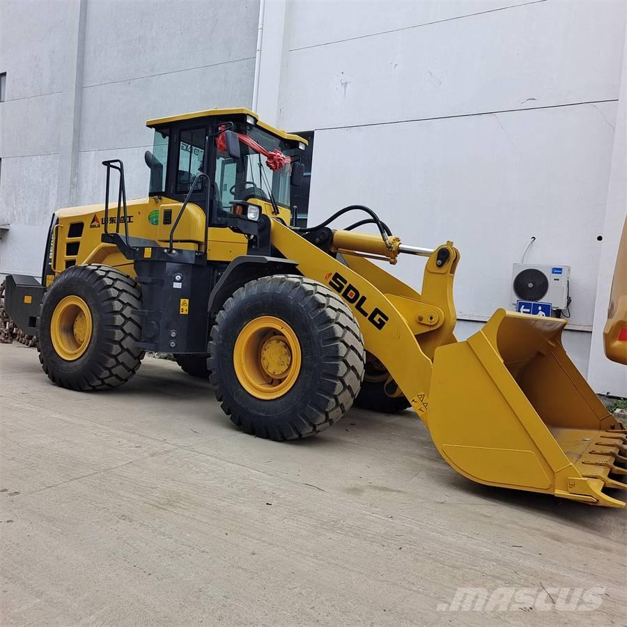 SDLG LG 958 L لوادر بعجل