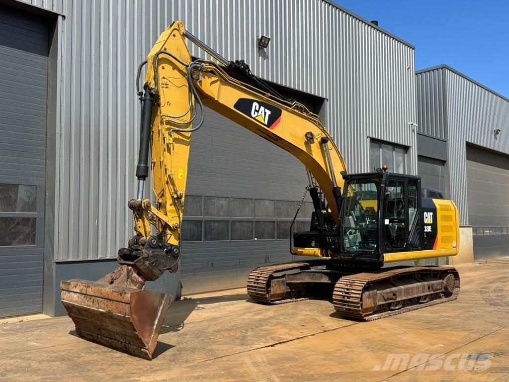 CAT 320EL حفارات زحافة