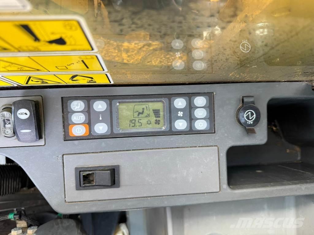 CAT 320EL حفارات زحافة