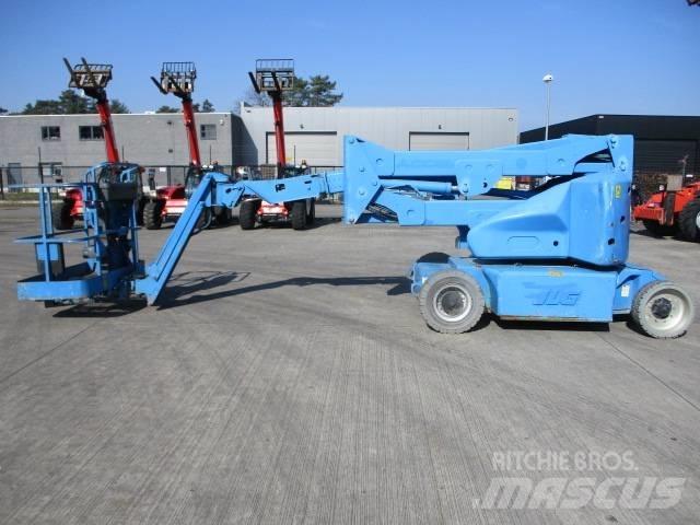 JLG E 400 AJPN (848) رافعات سلة مفصلية