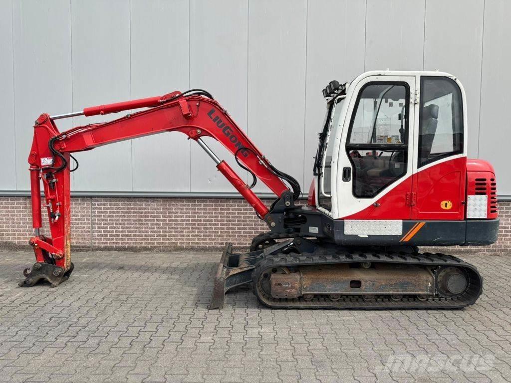 LiuGong CLG906C حفارات زحافة