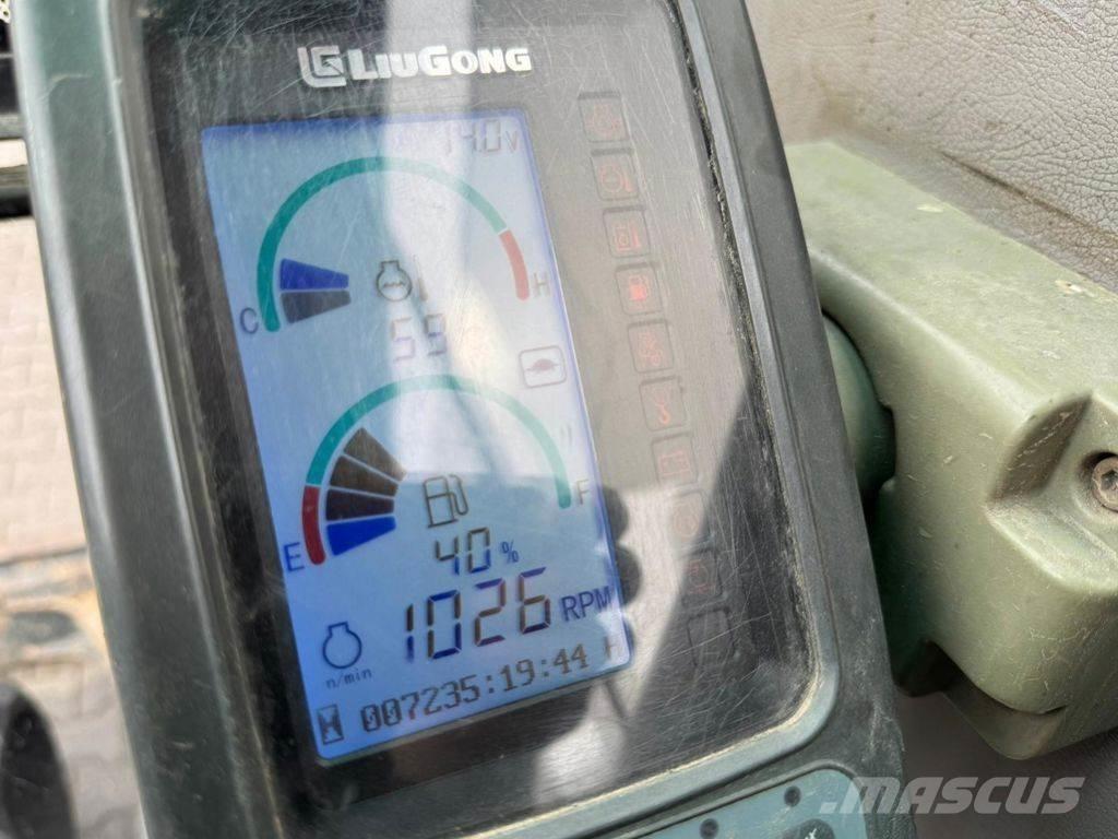 LiuGong CLG906C حفارات زحافة